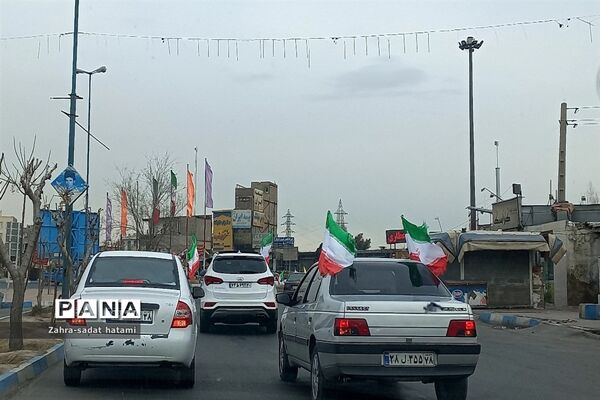 راهپیمایی خودرویی ۲۲ بهمن در پاکدشت