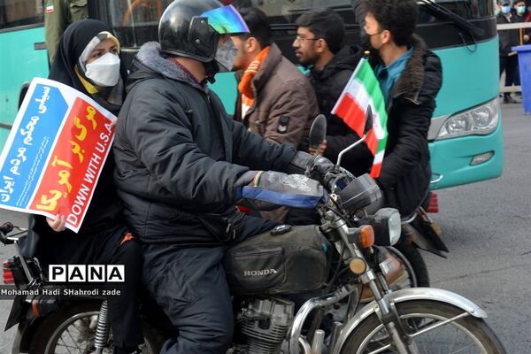 راهپیمایی خودروی 22 بهمن در مشهد مقدس