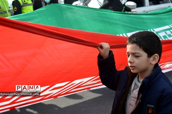 راهپیمایی خودروی 22 بهمن در مشهد مقدس