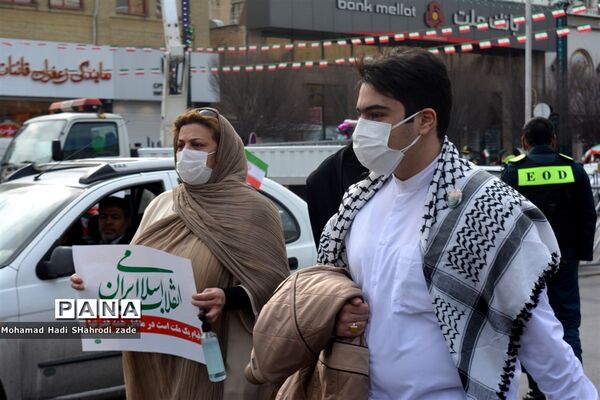 راهپیمایی خودروی 22 بهمن در مشهد مقدس