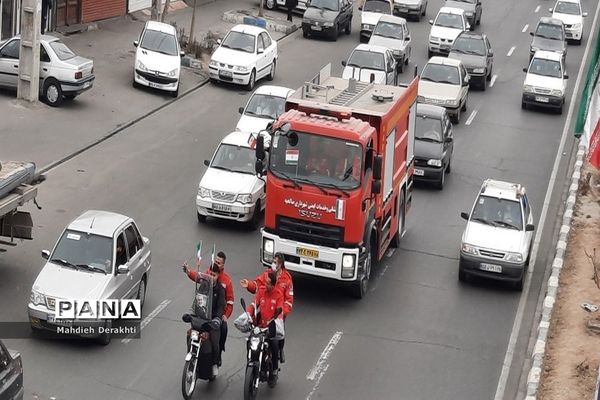 شور انقلابی مردم ولایتمدار بهارستان در روز سرد زمستانی