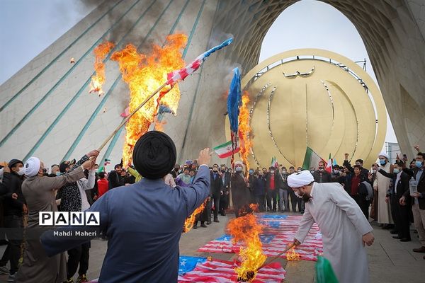 راهپیمایی یوم الله ۲۲ بهمن در تهران