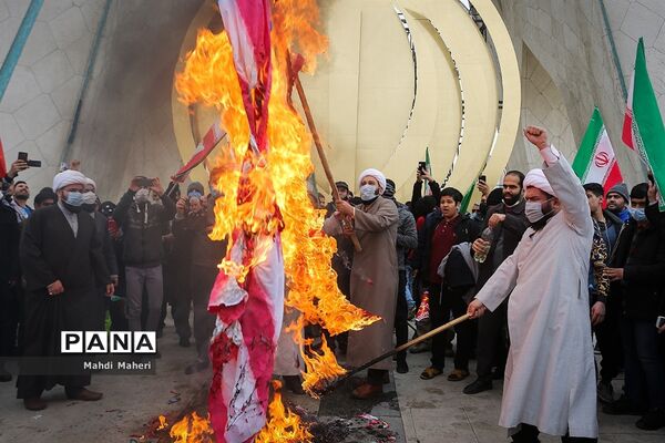 راهپیمایی یوم الله ۲۲ بهمن در تهران