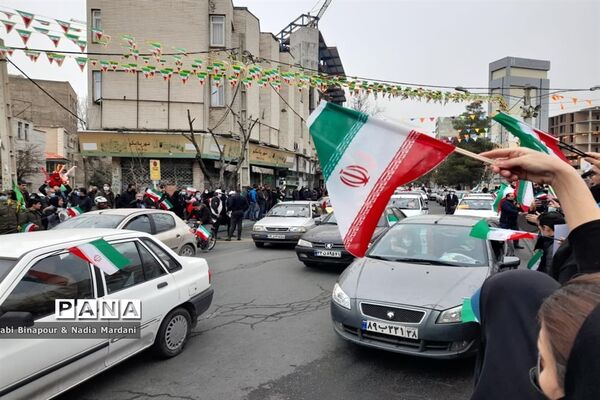 شکوه راهپیمایی ۲۲ بهمن در استان البرز