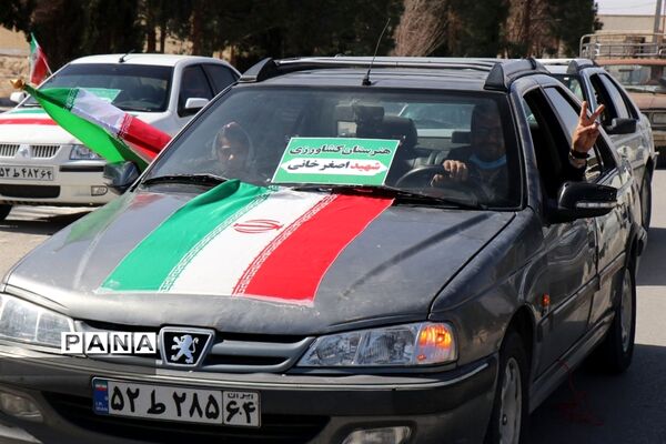 راهپیمایی 22 بهمن  در ابرکوه