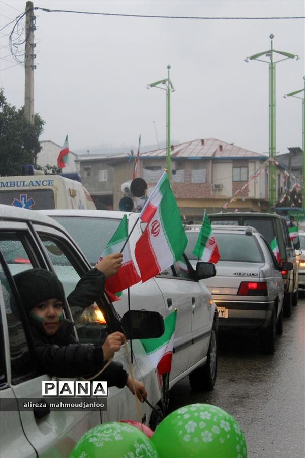 راهپیمایی خودرویی و موتوری ۲۲ بهمن در شهرستان گلوگاه