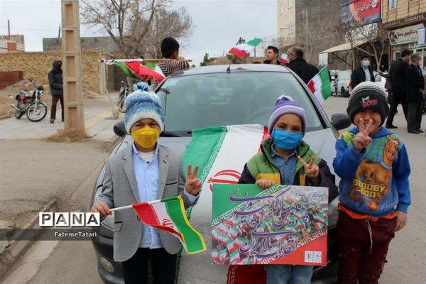 برگزاری راهپیمایی۲۲ بهمن در بام و‌صفی آباد