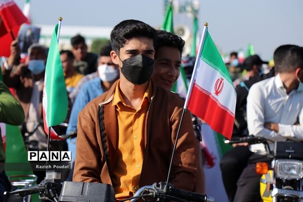 حضور پر شور مردم هرمزگان در راهپیمایی 22 بهمن 1400