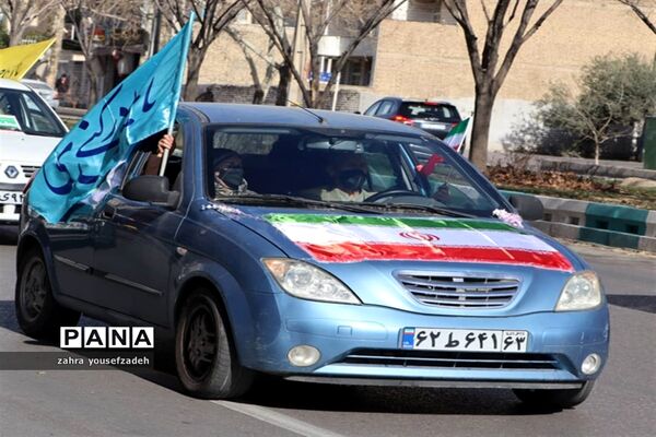 راهپیمایی خودرویی و موتوری 22 بهمن در شیراز
