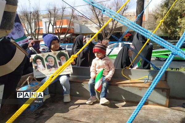 راهپیمایی یوم الله  ۲۲ بهمن در شهرستان شاهین شهر اصفهان