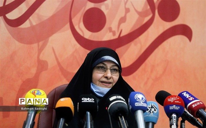 خزعلی: برای برافراشته بودن پرچم ایران زنان صبور کشورم بهترین سرمایه‌هایشان را تقدیم کرده‌اند