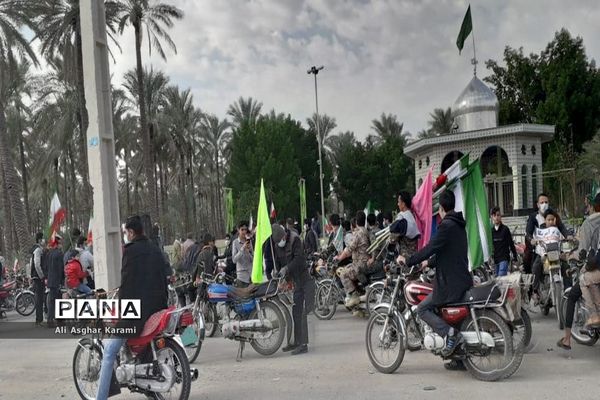 مراسم 22 بهمن در آب پخش