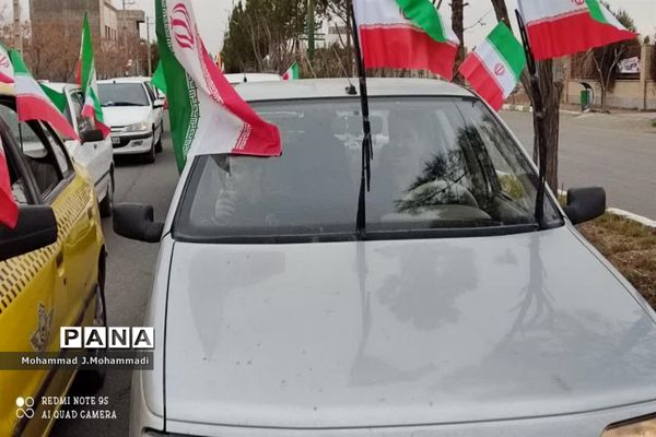 راهپیمایی موتوری و خودرویی در شهر قنوات قم