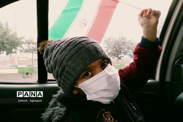 راهپیمایی 22 بهمن در شهر کهک