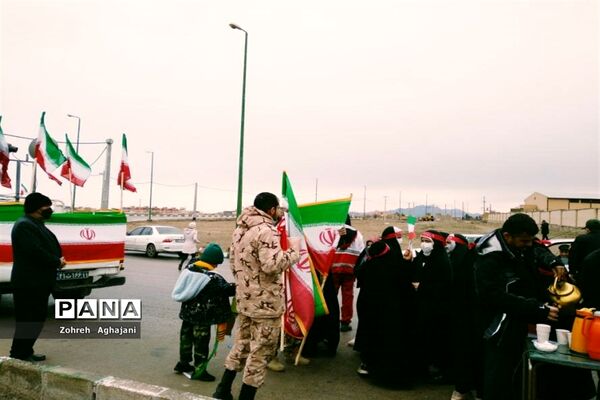 راهپیمایی 22 بهمن در شهر کهک