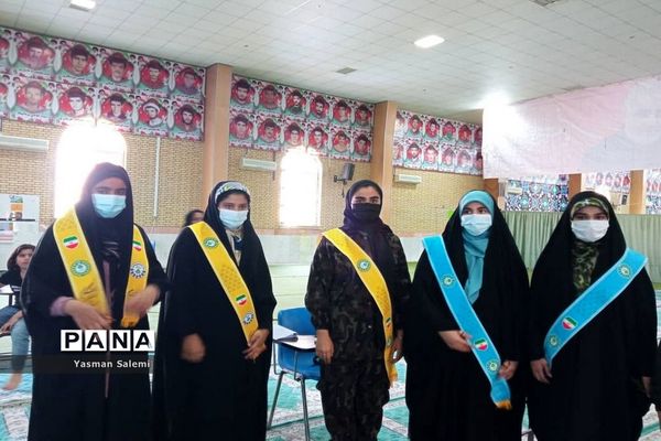 چهل و سومین جشن پیروزی در اهرم