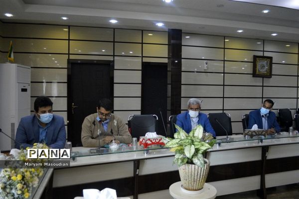 تجلیل از همکاران حوزه معاونت پرورشی و سازمان دانش آموزی استان بوشهر در روز ولادت حضرت علی(ع)