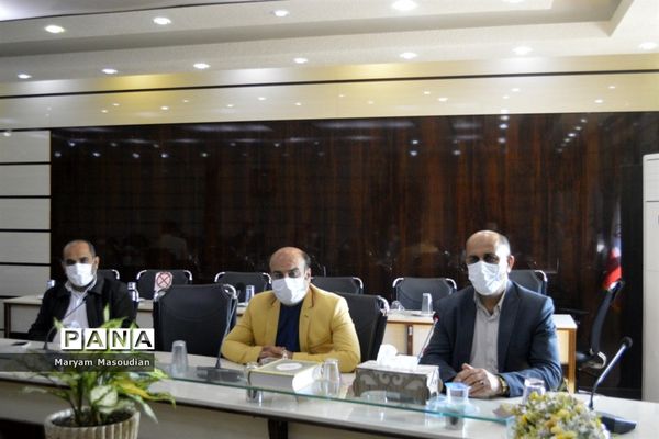 تجلیل از همکاران حوزه معاونت پرورشی و سازمان دانش آموزی استان بوشهر در روز ولادت حضرت علی(ع)