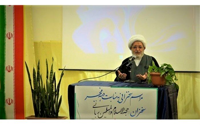 اثرات انقلاب اسلامی در سرتاسر جهان مشهود است