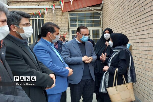 بازدید نماینده مجلس شورای اسلامی از دوایر آموزش و پرورش بجنورد