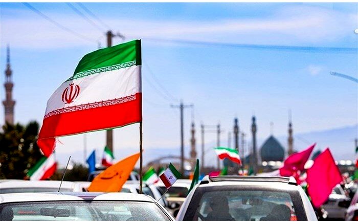تقدیر مدیرکل آموزش و پرورش استان قم از حضور پرشور فرهنگیان در راهپیمایی 22 بهمن