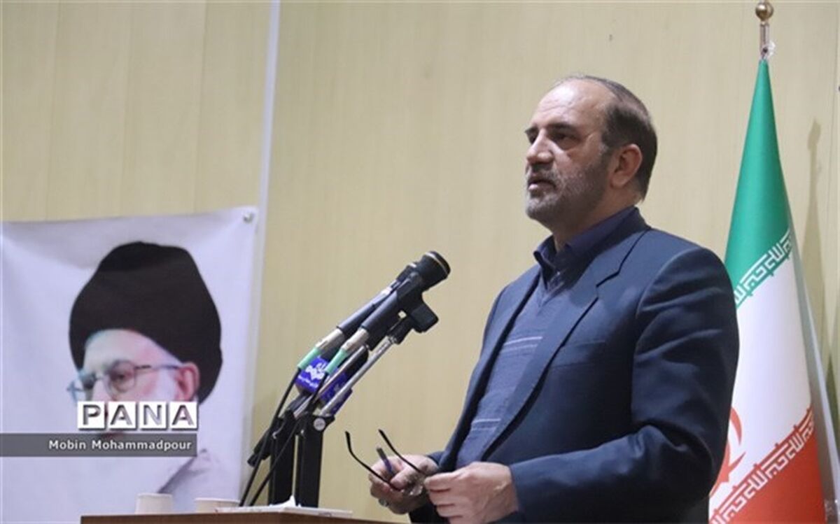 ضرورت هویت‌بخشی به جوانان