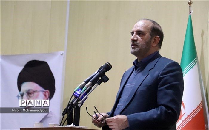 ضرورت هویت‌بخشی به جوانان