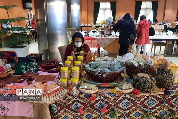 برگزاری نمایشگاه صنایع‌دستی شهرستان پردیس