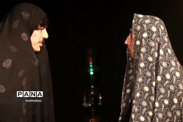 اجرای نمایش«هُبوط»