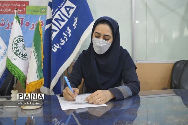 دوره آموزش مجازی خبرنویسی  دانش‌آموزان استان بوشهر