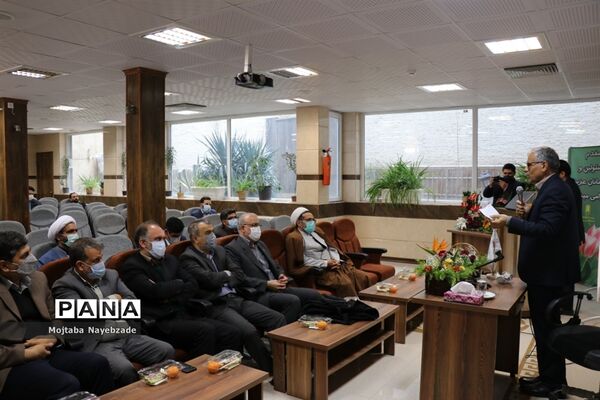 مراسم تکریم معاون پرورشی و فرهنگی و رئیس سازمان دانش‌آموزی خراسان رضوی