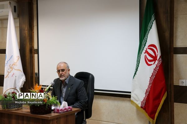 مراسم تکریم معاون پرورشی و فرهنگی و رئیس سازمان دانش‌آموزی خراسان رضوی