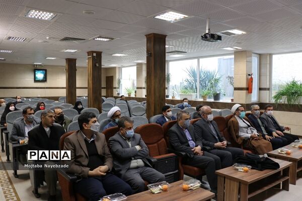 مراسم تکریم معاون پرورشی و فرهنگی و رئیس سازمان دانش‌آموزی خراسان رضوی