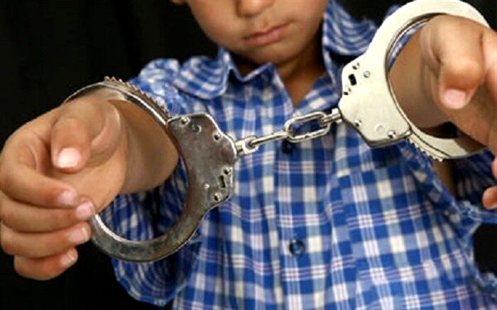 مادری به دلیل انتشار عکس کودکش در فضای مجازی زندانی شد