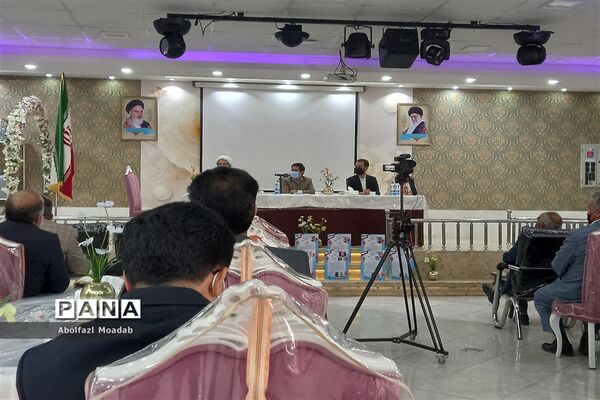 نشست مجمع خیرین مدرسه‌ساز آموزش و پرورش، کاشمر