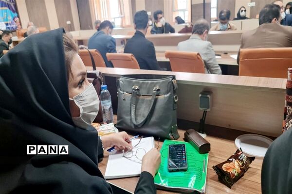 برگزاری کارگاه آموزشی ادبیات فارسی در شهرستان امیدیه