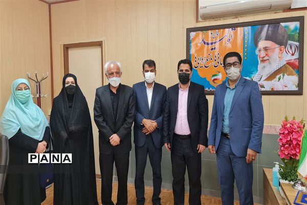 برگزاری کارگاه آموزشی ادبیات فارسی در شهرستان امیدیه