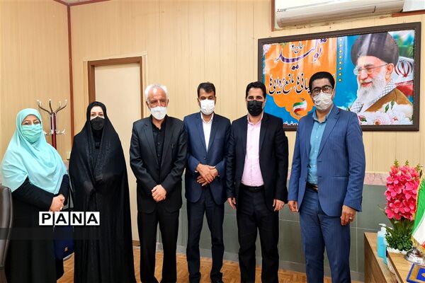 برگزاری کارگاه آموزشی ادبیات فارسی در شهرستان امیدیه
