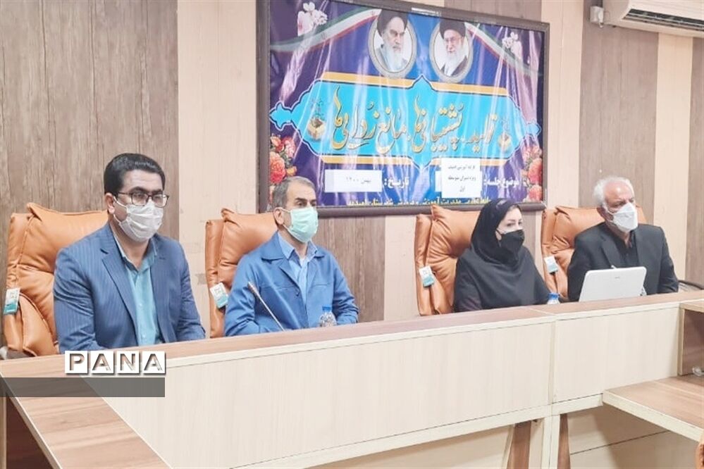 برگزاری کارگاه آموزشی ادبیات فارسی در شهرستان امیدیه