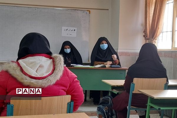 افتتاح اتاق گفتگوی والدین در دبیرستان دخترانه عدالت جوادآباد