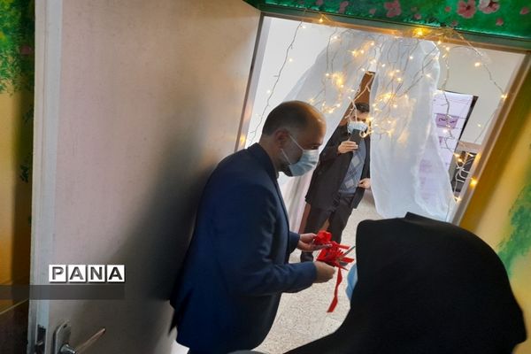 افتتاح اتاق گفتگوی والدین در دبیرستان دخترانه عدالت جوادآباد