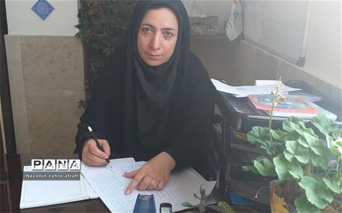آموزش مجازی کارکرد مدرسه را به عنوان مرکزی اجتماعی دچار اختلال کرده است