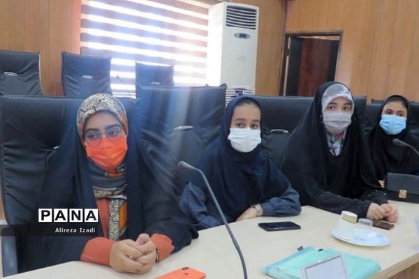 نشست کارگروه‌های تخصصی نخبگان نوجوان استان بوشهر