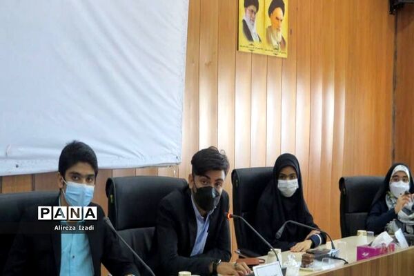 نشست کارگروه‌های تخصصی نخبگان نوجوان استان بوشهر