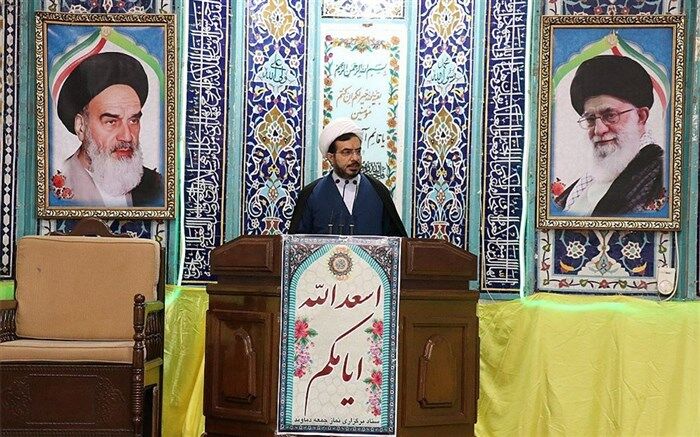 حمایت از محرومان و اقشار کم‌درآمد آرمان همیشگی انقلاب اسلامی است