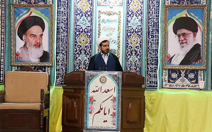 حمایت از محرومان و اقشار کم‌درآمد آرمان همیشگی انقلاب اسلامی است