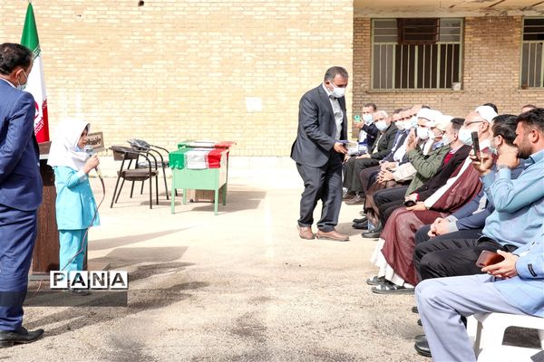 آغاز کلنگ‌زنی احداث مدرسه سه کلاسه در منطقه کم برخوردار امیدیه