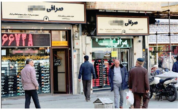 دلار آزاد در مرز 25 هزار تومان قرار گرفت