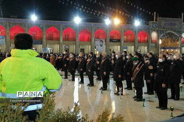 مراسم لاله‌گردانی به مناسبت بزرگداشت شهادت حضرت احمدبن موسی الکاظم( ع) در شیراز