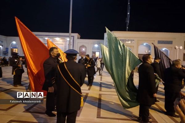 مراسم لاله‌گردانی به مناسبت بزرگداشت شهادت حضرت احمدبن موسی الکاظم( ع) در شیراز